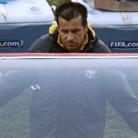 Melawan Tuan Rumah Selalu Sulit