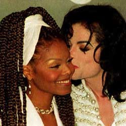 Rumah Orangtua Jacko Diserbu Penggemar