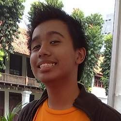 Joshua Ogah Ngefans Jacko Karena Terlalu Dandan