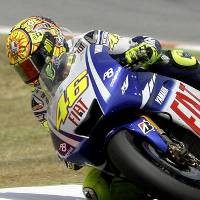 Rossi & Lorenzo Apit Pedrosa