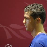 Ronaldo Akhirnya Resmi Milik Madrid