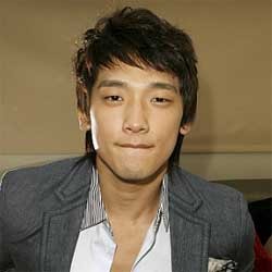 Konser Rain di Macau Ditutup Lagu Happy Birthday