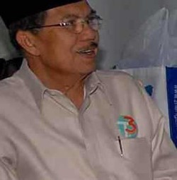 Orasi Politik JK Diinterupsi 3 Mahasiswa 