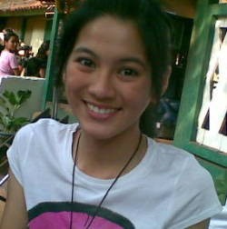 Dituduh Cium Pasha, Alyssa Cuekin Roy Suryo