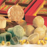 Exclusive! Membuat 5 Mooncake Cantik