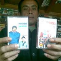 Kaset Bekas Jacko Dihargai Rp 100 Ribu Lebih