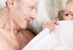 Seks Makin Hot di Usia Senja 