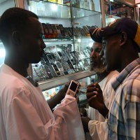 Kemiskinan Informasi Afrika Diperangi dengan SMS