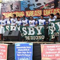 Kampanye Satu Putaran untuk SBY, KMB Gelar Lomba Band