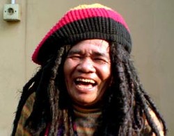 Mbah Surip Tak Gendong Meriahkan Kampanye Mega