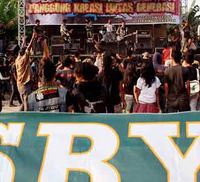 Dukung SBY, KMB Gelar Lomba Band