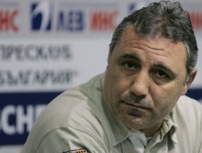 Stoichkov Coba Peruntungan ke Afsel