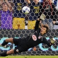 Kembali ke Prancis, Coupet Gabung PSG