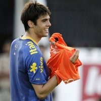 Madrid Sudah Jual 2.000 Jersey Kaka
