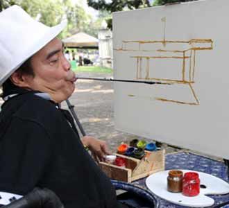 Ben Pelukis Dengan Mulut