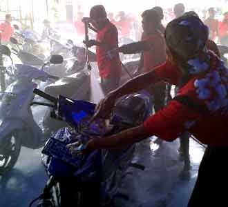 Cuci Motor Gratis di Mapolresta Cimahi