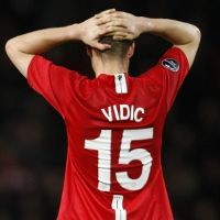 Vidic Kalahkan Keinginan Istri
