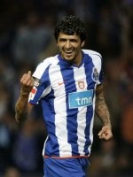 Rekor Baru Marseille untuk Lucho Gonzalez