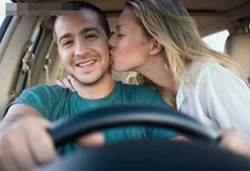 Perempuan Lebih Suka Bercinta di Mobil