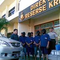 Komplotan Maling Baterai Tower Seluler Dibekuk