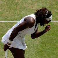 Serena Bangkit untuk Maju ke Final