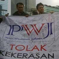 Wartawati Borneo Tribune Dipukul Pengawal Boediono