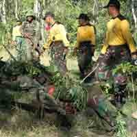 Wadan Kobangdikal Tinjau Latihan Siswa Dikmata TNI AL