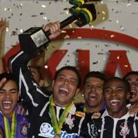 Di Brasil, Ronaldo Tak Berhenti Menang