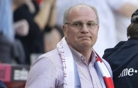Hoeness: Ayo Main Monopoli, Madrid