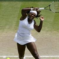 Forehand Serena Sedang ke Hawaii