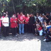  Mega: Demokrasi Jangan Diambil dari Barat