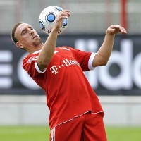 Van Gaal Persilakan Ribery Hengkang