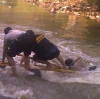 Dikira Boneka, Mayat Pria Mengambang di Sungai Cikapundung