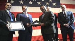 Irman Gusman Raih Penghargaan Kepemimpinan dari Dubes AS