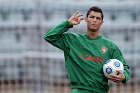 Ronaldo Lolos Tes Medis Madrid