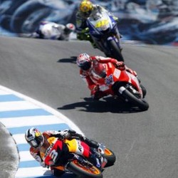Start Apik Antarkan Pedrosa ke Podium