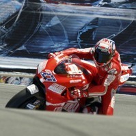 Stoner Dikecewakan Kondisi Tubuh