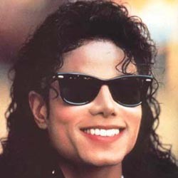 Michael Jackson Pesan 6 Mobil Mewah Sebelum Wafat