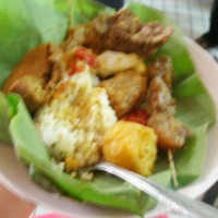 Nasi Jamblang yang Bikin Kenyang