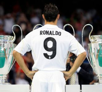 Bernabeu Menyambut CR9