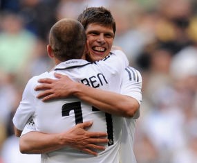 Nama Huntelaar Dikantongi Leonardo