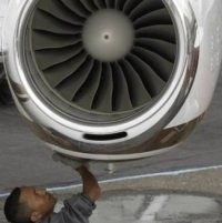 13 Potongan Pesawat Yaman Air Ditemukan