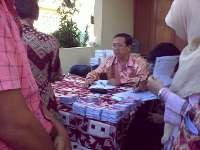 JK-Win Paling Buncit di Beberapa TPS di Bandung