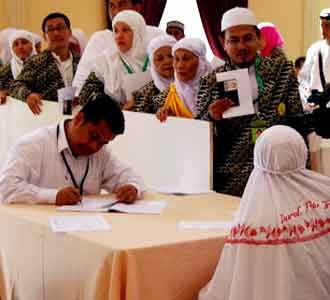 Jamaah Umroh Nyontreng di Jeddah