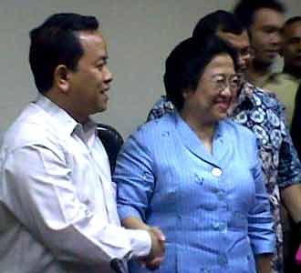 Mega Penuhi Panggilan Bawaslu