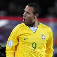 Fabiano Masih Plin-plan Soal Milan 