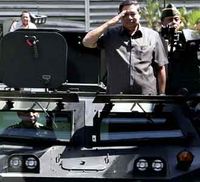SBY Serahkan 40 Panser ke TNI