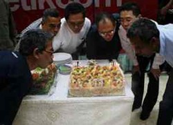 Api Tak Kunjung Padam di Usia 11 Tahun