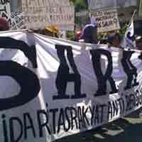 Puluhan Warga Stren Kali Kembali Geruduk Kantor Gubernur