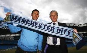 Rafa: Gareth Barry Hanya Pikirkan Uang